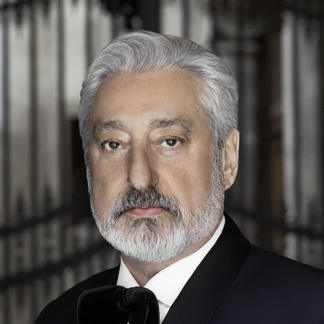 ابی خواننده ایرانی