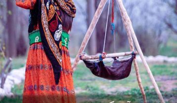 آهنگ سه پا لری