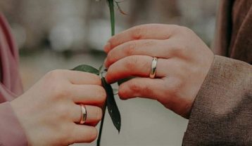 ریمیکس آهنگ سرت رو دست من بود