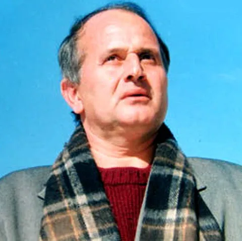 دانلود آهنگ ایرج بسطامی رنگ اصول 1 Iraj Bastami biographya com 3