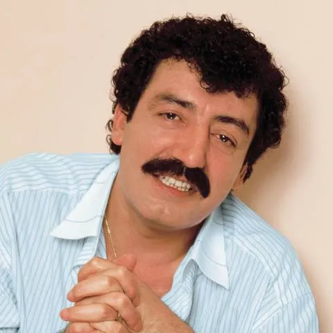 دانلود آهنگ مسلم گورسس Ayrılık İsteme Benden 1 Muslum Gurses Unutamadim