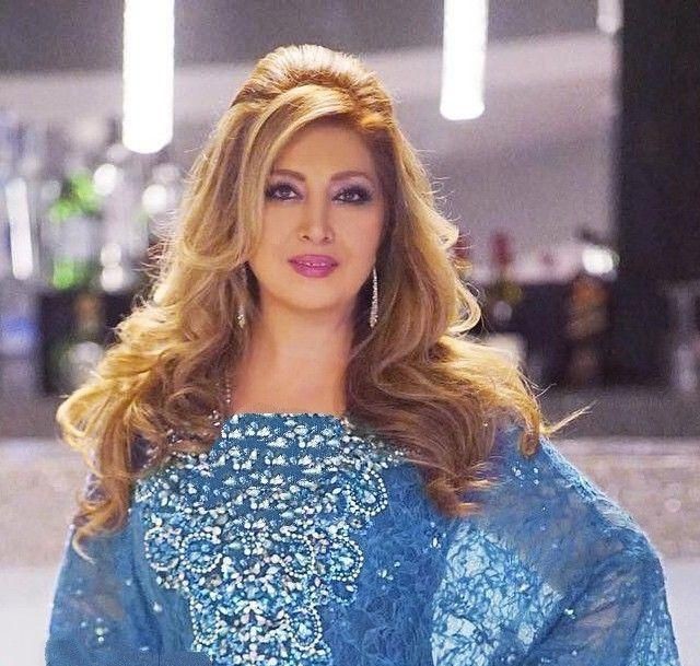 لیلا فروهر قصر نور