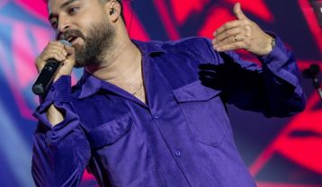 بابک جهانبخش ازم دوری نکن
