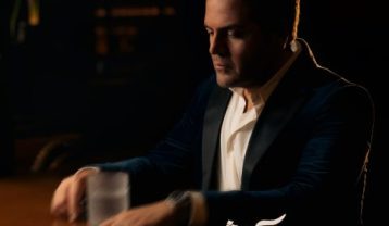 عماد طالب زاده آغوش
