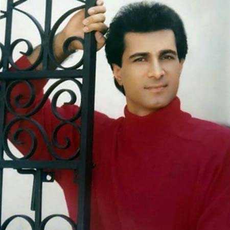 احمد آزاد میخونه
